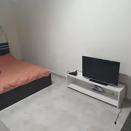 Apartamento Amazing 10 Minute Walk Cente